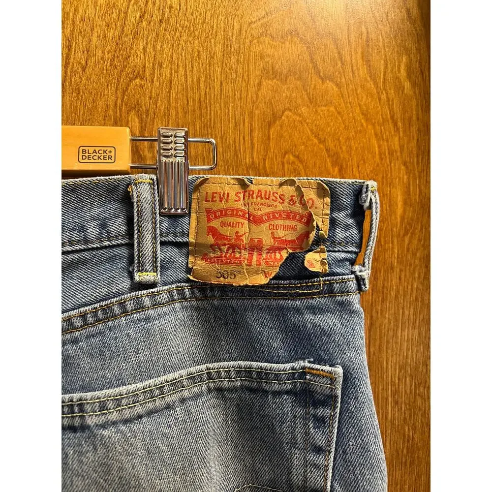 Vintage Levi's 505 Light Wash Mens Denim Jeans sze 38